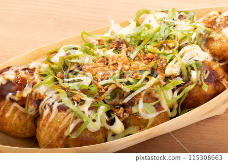 章魚燒、燒焦的醬油、炸蔥 章魚燒、燒焦的醬油、炸蔥 115308663