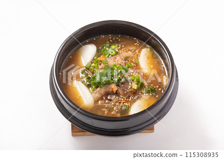 排骨湯佐年糕(韓國年糕)(排骨湯) 排骨湯佐年糕(韓國年糕)(排骨湯) 115308935