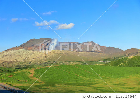 [Kumamoto Prefecture] The summit of Mount Aso (Nakadake) on a clear day 115314644