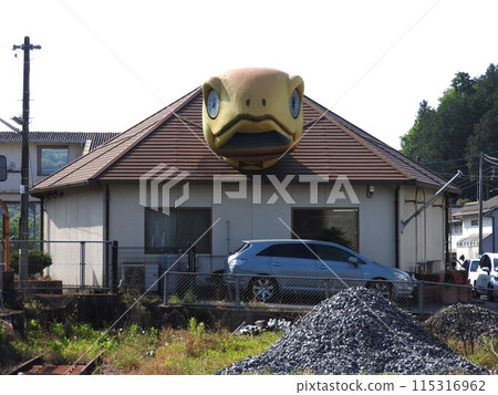 岡山縣地方線津山線的人氣車站「喜光站」:正面 岡山縣地方線津山線的人氣車站「喜光站」:正面 115316962