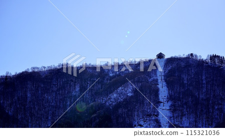 新潟縣湯澤町神立滑雪場D升降平台 新潟縣湯澤町神立滑雪場D升降平台 115321036