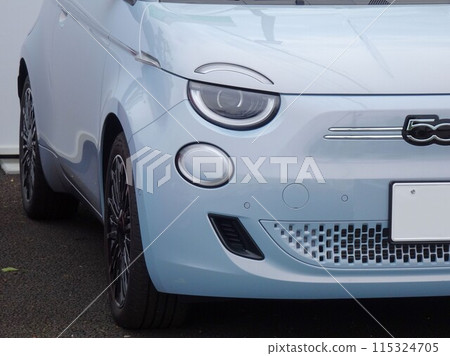 Imported car: Fiat 500e front mask 115324705