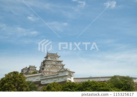 The castle tower seen from Sannomaru Square, a world heritage site 115325617