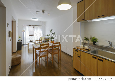 客廳餐廳樣品房 115327206