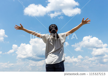 Woman, blue sky, exercise, deep breath 115327213
