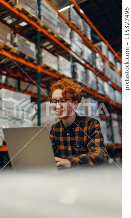 Man Uses Laptop In Warehouse - Stock Illustration [115327496] - PIXTA