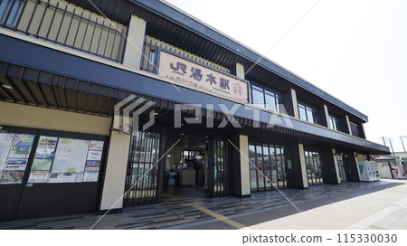 Yumoto Station building on the JR Joban Line (Iwaki City, Fukushima Prefecture) 115330030