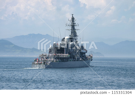 海上自衛隊護衛艦出航 海上自衛隊護衛艦出航 115331304