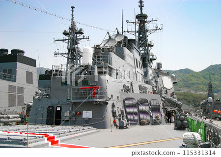 Superstructure of the Japan Maritime Self-Defense Force Aegis destroyer Superstructure of the Japan Maritime Self-Defense Force Aegis destroyer 115331314