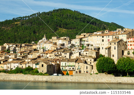 View of city of Sisteron in France, with the fort on top of hill. Southern Alps, France View of city of Sisteron in France, with the fort on top of hill. Southern Alps, France 115333546