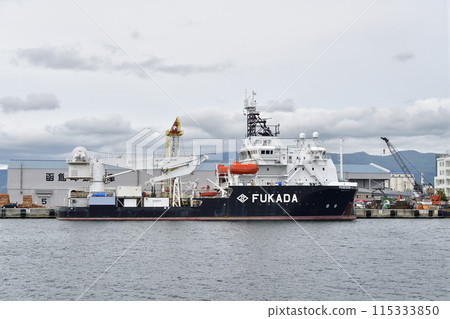 A photo of the salvage ship Poseidon moored at Hakodate Port in Hakodate, Hokkaido, in early summer. 115333850