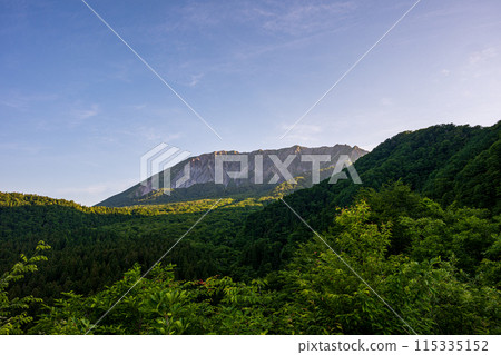 Beautiful scenery of Daisen in Tottori prefecture, Japan 115335152