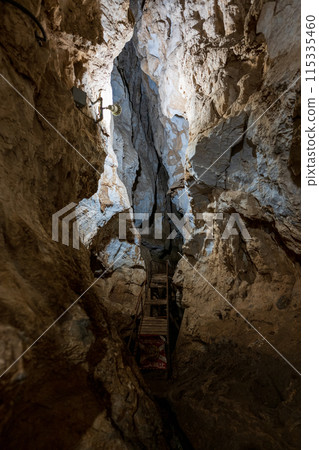 Beautiful scenery of Suwa Cave in Maniwa city, Okayama prefecture, Japan Beautiful scenery of Suwa Cave in Maniwa city, Okayama prefecture, Japan 115335460