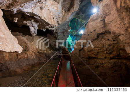 Beautiful scenery of Suwa Cave in Maniwa city, Okayama prefecture, Japan 115335463