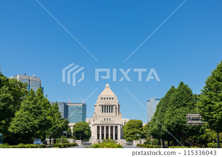 "Tokyo" blue sky and the Diet Building "Tokyo" blue sky and the Diet Building 115336043