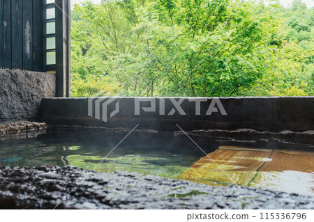 家庭露天浴池 家庭露天浴池 115336796