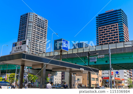 Cityscape in front of Tsukishima Station, Chuo-ku, Tokyo 115336984