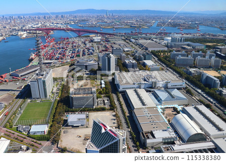 從高樓的展望台眺望大阪南港：咲島的大阪國際展覽中心 115338380