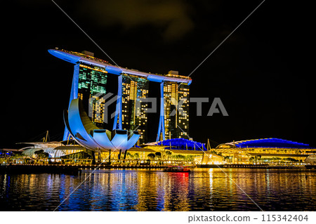 Singapore night view 115342404