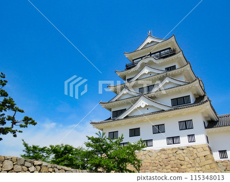 藍天映襯下的福山城 藍天映襯下的福山城 115348013