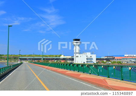 [Nagasaki Prefecture] Minoshima Bridge and Nagasaki Airport on a clear day 115348897