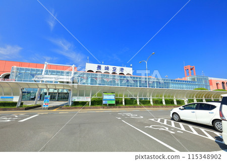 [Nagasaki Prefecture] Nagasaki Airport terminal on a clear day 115348902