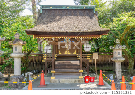 Shiratafusha Shrine, a sub-shrine of Kitano Tenmangu Shrine in Bakuro-cho, Kamigyo Ward, Kyoto City Shiratafusha Shrine, a sub-shrine of Kitano Tenmangu Shrine in Bakuro-cho, Kamigyo Ward, Kyoto City 115351381