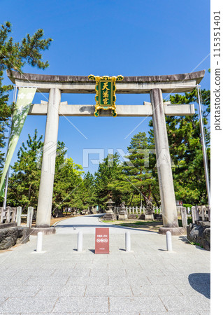 京都市上京區馬喰町的北野天滿宮一野鳥居 京都市上京區馬喰町的北野天滿宮一野鳥居 115351401