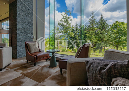 北海道新雪谷豪華度假酒店東山新雪谷村麗思卡爾頓精品酒店的大廳酒廊 北海道新雪谷豪華度假酒店東山新雪谷村麗思卡爾頓精品酒店的大廳酒廊 115352237