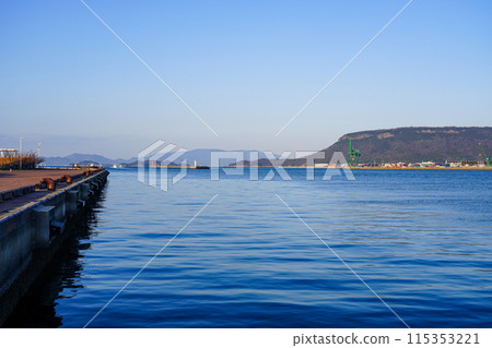 Spring evening: Ships arriving and departing from Takamatsu Port (Takamatsu City, Kagawa Prefecture) Spring evening: Ships arriving and departing from Takamatsu Port (Takamatsu City, Kagawa Prefecture) 115353221
