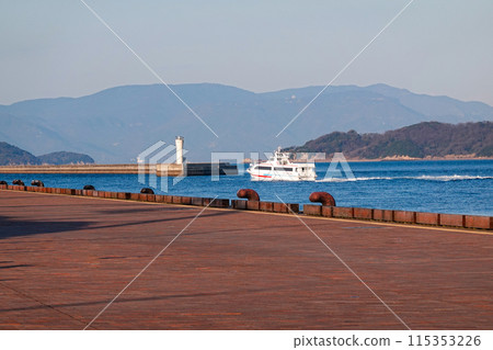 Spring evening: Ships arriving and departing from Takamatsu Port (Takamatsu City, Kagawa Prefecture) Spring evening: Ships arriving and departing from Takamatsu Port (Takamatsu City, Kagawa Prefecture) 115353226