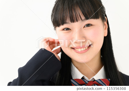 高中女孩微笑的肖像特寫 115356308