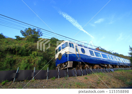 豐富的自然觀光列車Etcetra 115358898