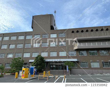 Taisho Ward Office (Osaka City) 115358942