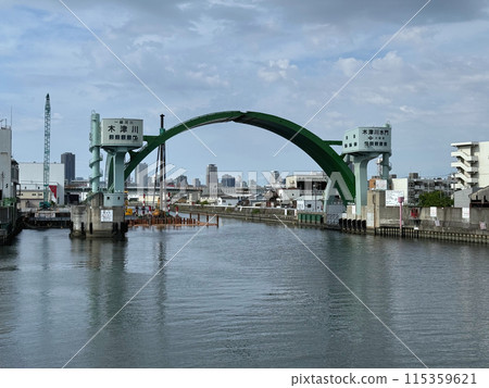 Kizugawa Water Gate (Taisho Ward, Nishinari Ward, Osaka City) 115359621