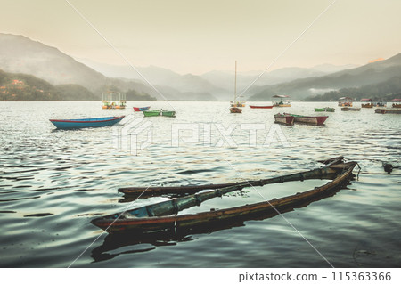 Sunk boat on the Phewa lake, Pokhara 115363366