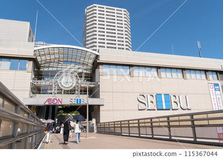 Station front view: Higashi-Totsuka Station 115367044