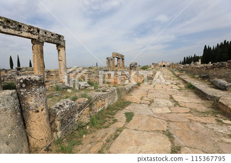 Arcadia Street in Hierapolis, Pamukkale 115367795