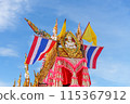火箭節遊行花車和藍天（泰國伊桑地區） 115367912