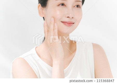 微笑的女人美麗 115368847