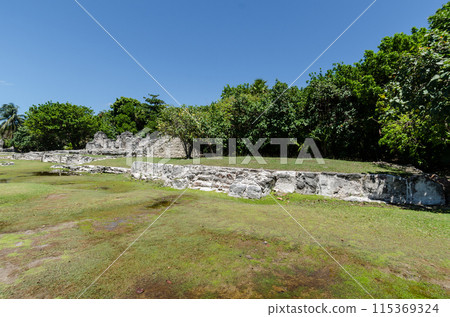 Ancient Ruins of El Rey in Cancun, Mexico 115369324