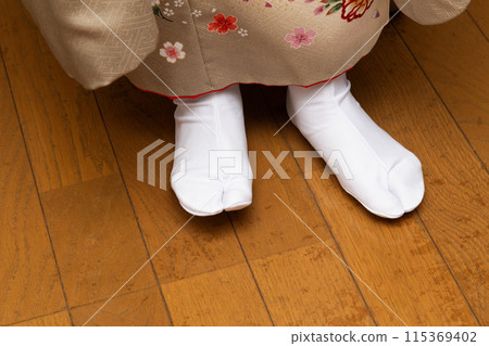 Children's kimono dressing 115369402