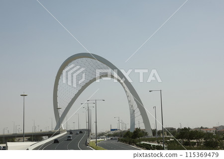 卡達多哈的奇特拱橋 卡達多哈的奇特拱橋 115369479