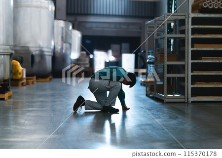 倉庫工人 115370178