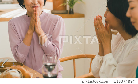 female, females, woman 115374884