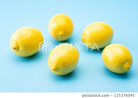 Refreshing lemon image background 115376045