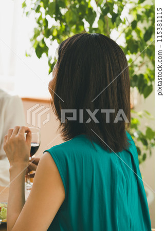 女生 女孩 女性 115381115