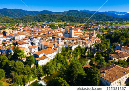 Panoramic aerial view of the city of Como. Italy 115381867