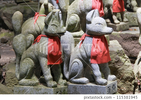 Toyokawa Inari Spirit Whale Mound Toyokawa Inari Spirit Whale Mound 115381945