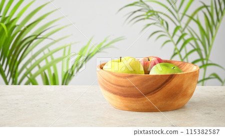 Apples in a bowl 115382587
